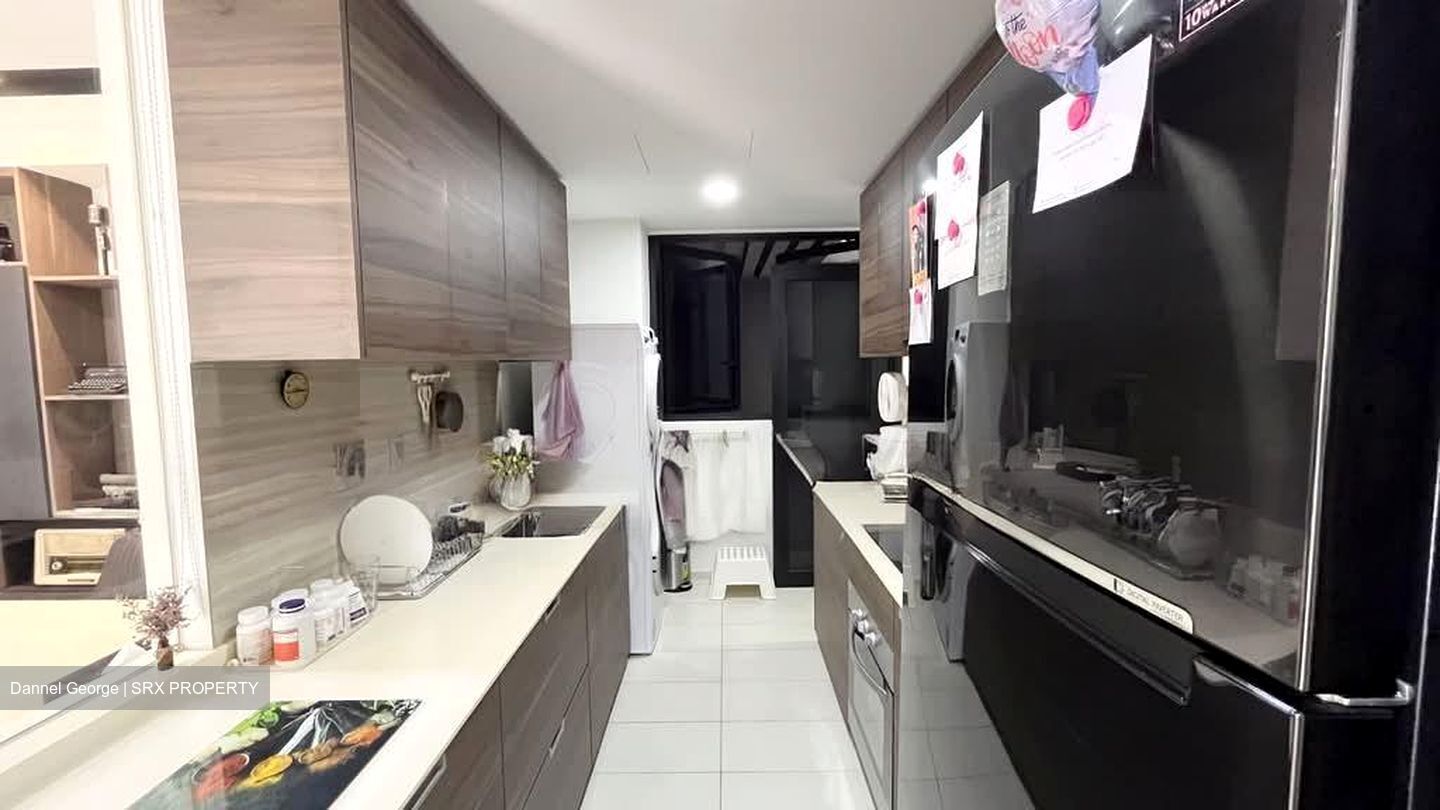 Lush Acres (D28), Condominium #582936111